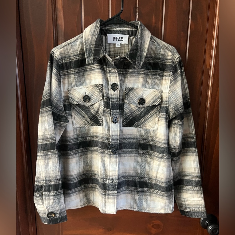 NWOT Steve Madden XS Shacket